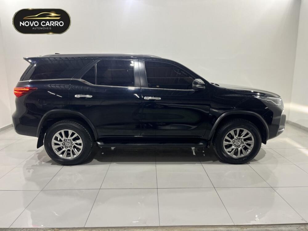 Toyota Hilux SW4