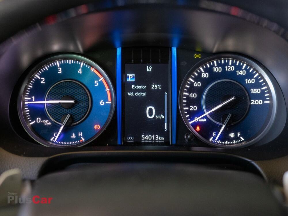 Toyota Hilux SW4