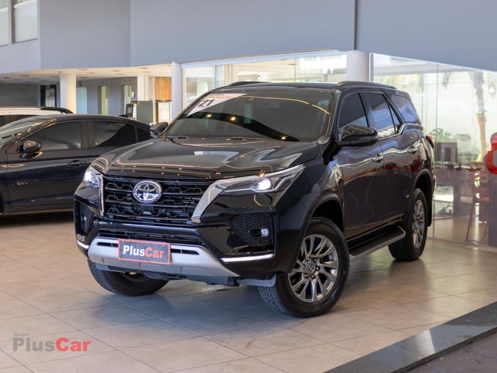 Toyota Hilux SW4