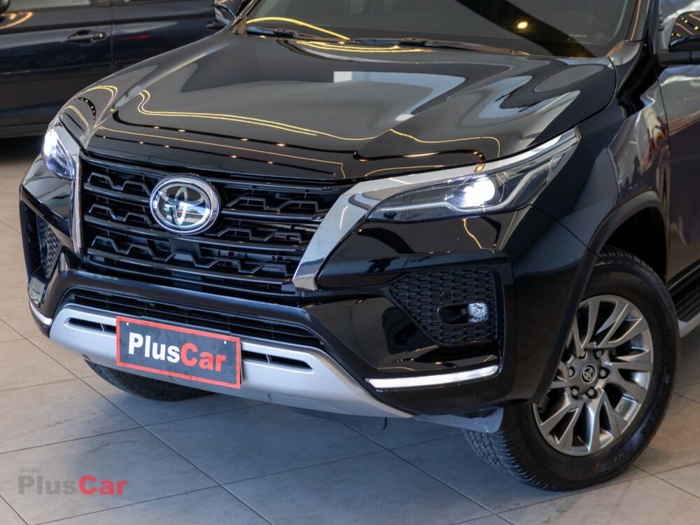Toyota Hilux SW4