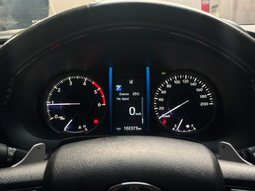 Toyota Hilux SW4