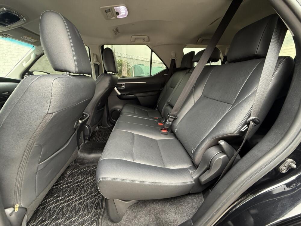 Toyota Hilux SW4