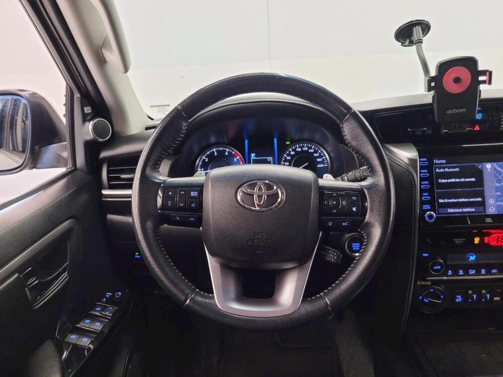 Toyota Hilux SW4