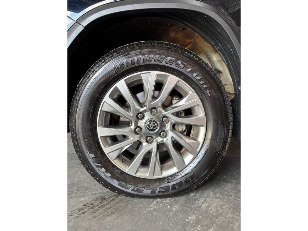 Toyota Hilux SW4