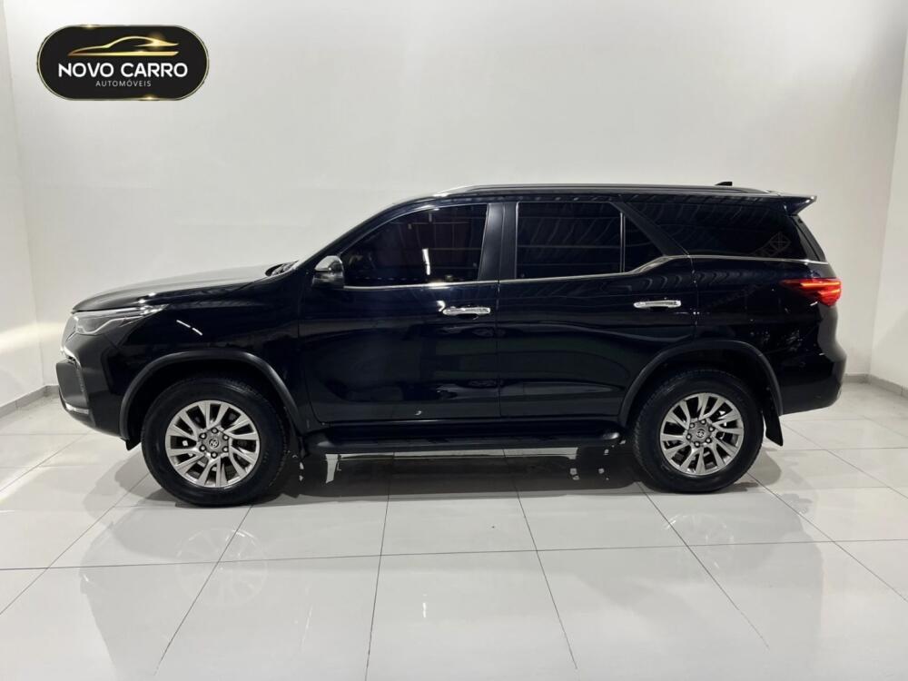 Toyota Hilux SW4