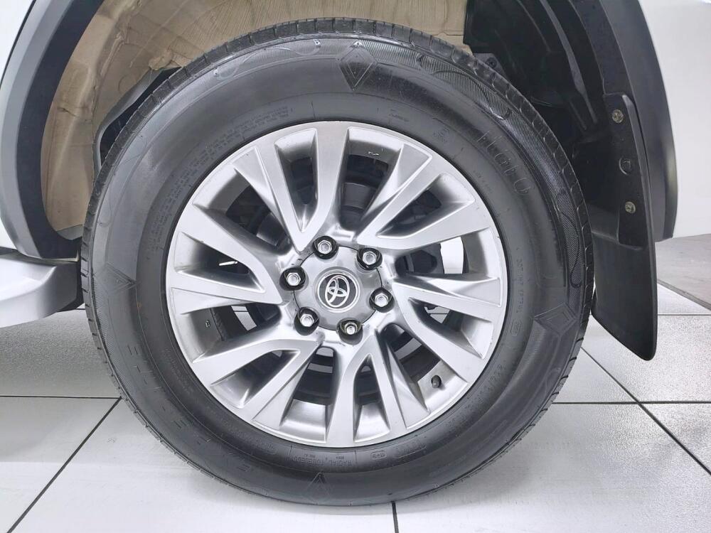 Toyota Hilux SW4