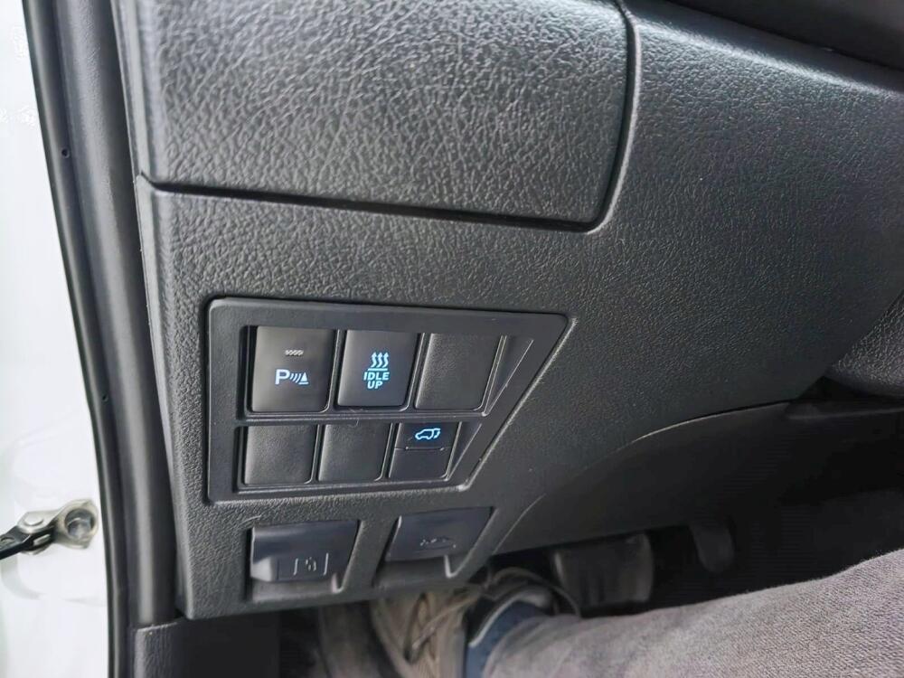 Toyota Hilux SW4
