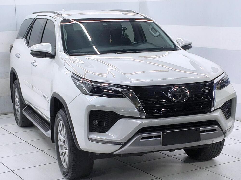 Toyota Hilux SW4