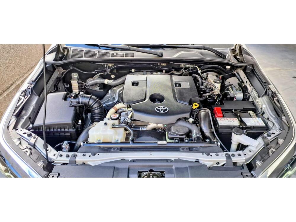 Toyota Hilux SW4