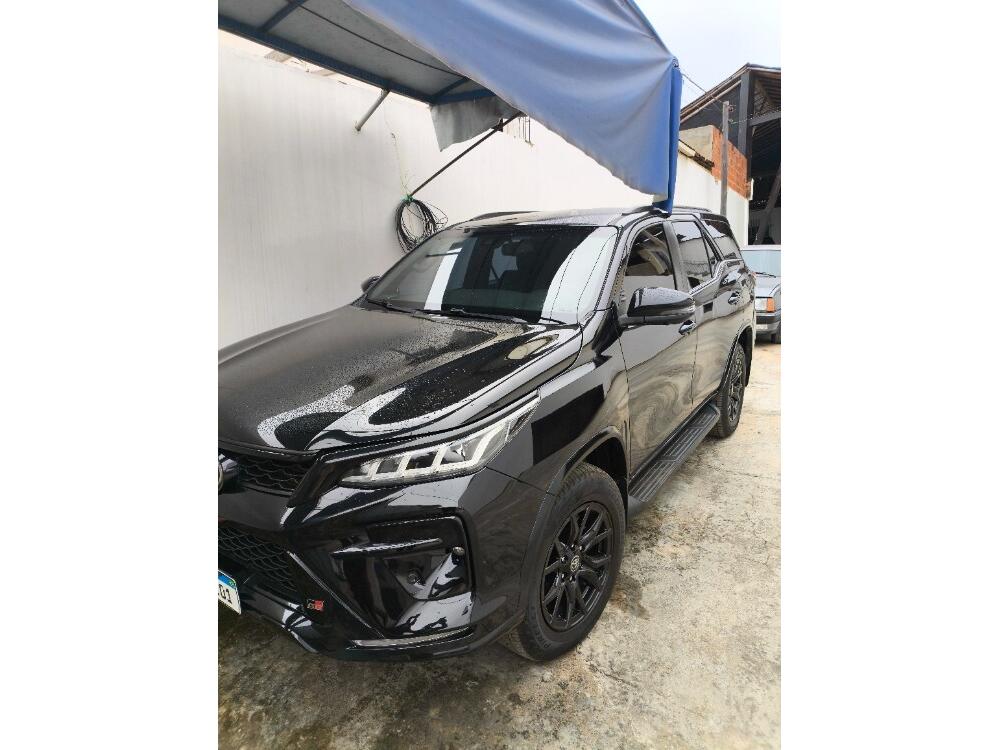 Toyota Hilux SW4