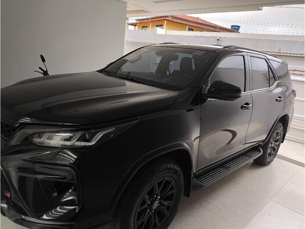 Toyota Hilux SW4