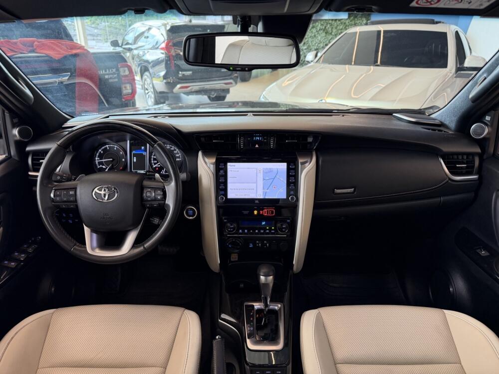 Toyota Hilux SW4