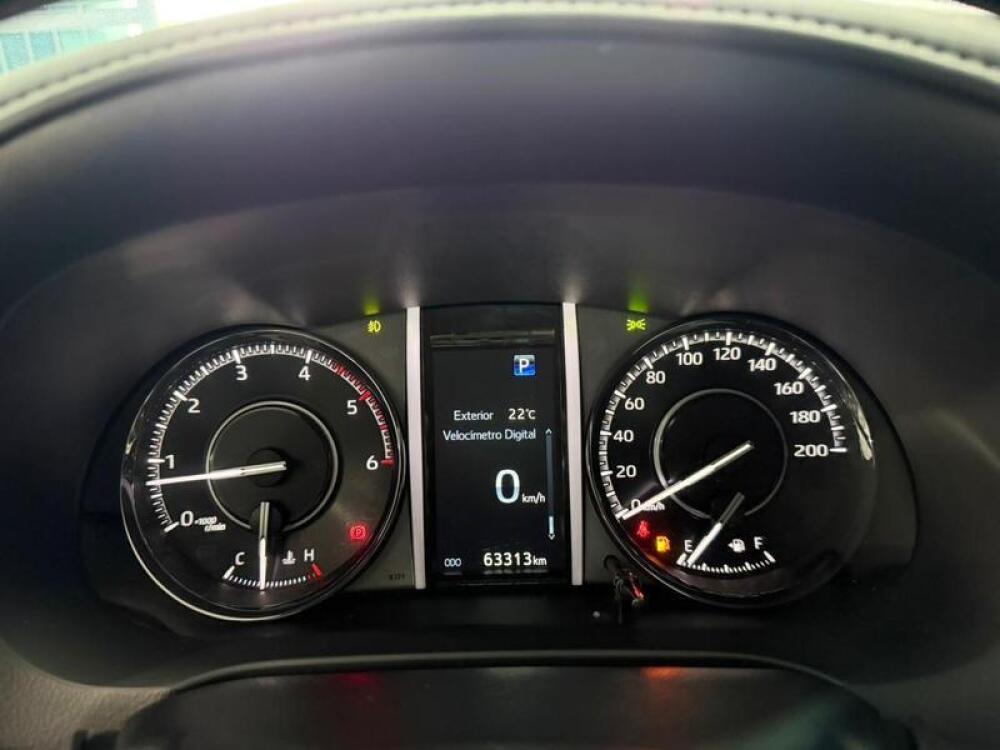 Toyota Hilux SW4