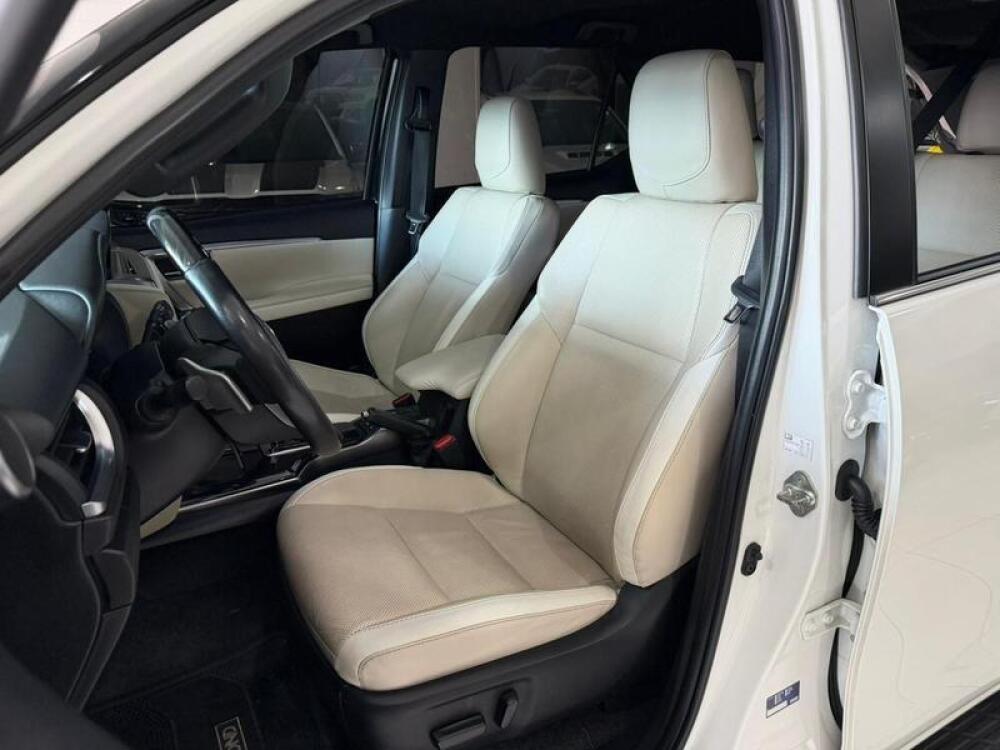 Toyota Hilux SW4