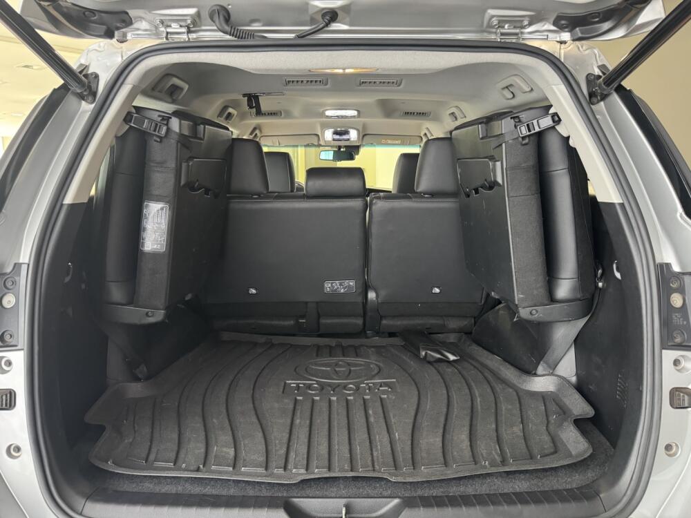 Toyota Hilux SW4
