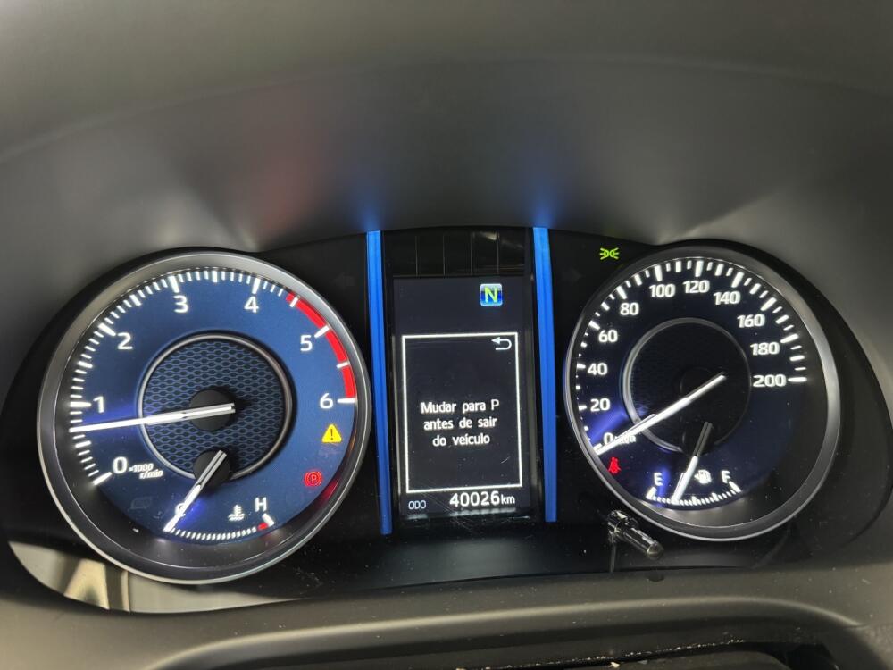 Toyota Hilux SW4