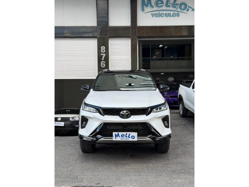 Toyota Hilux SW4