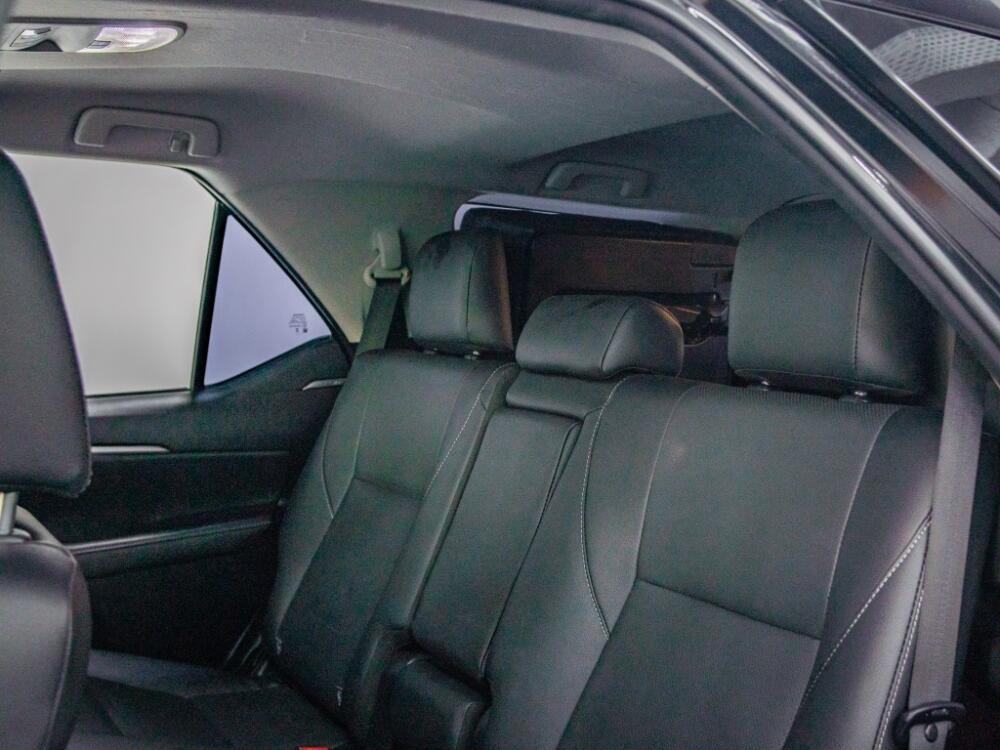 Toyota Hilux SW4