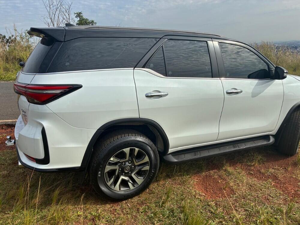 Toyota Hilux SW4