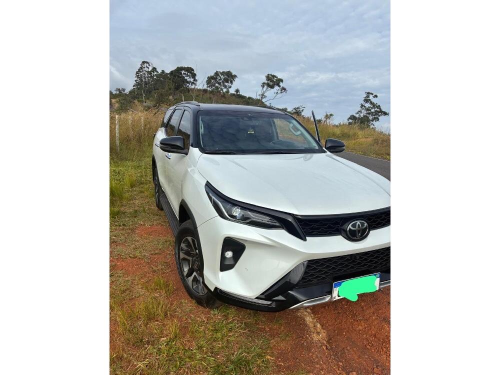 Toyota Hilux SW4