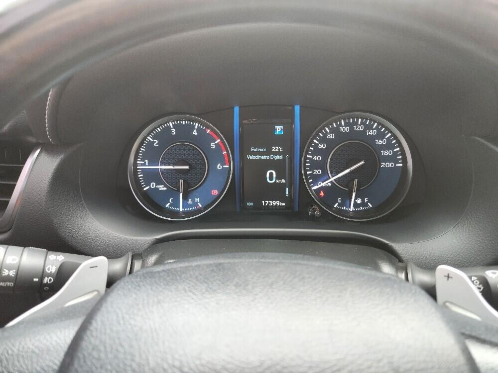 Toyota Hilux SW4