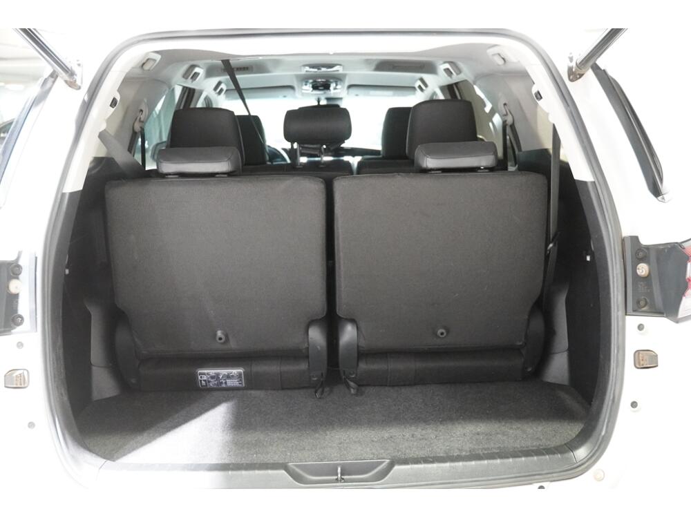 Toyota Hilux SW4