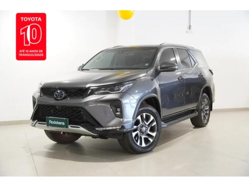 Toyota Hilux Sw4 2.8 D-4D TURBO DIESEL SRX 4X4 AUTOMÁTICO 2024