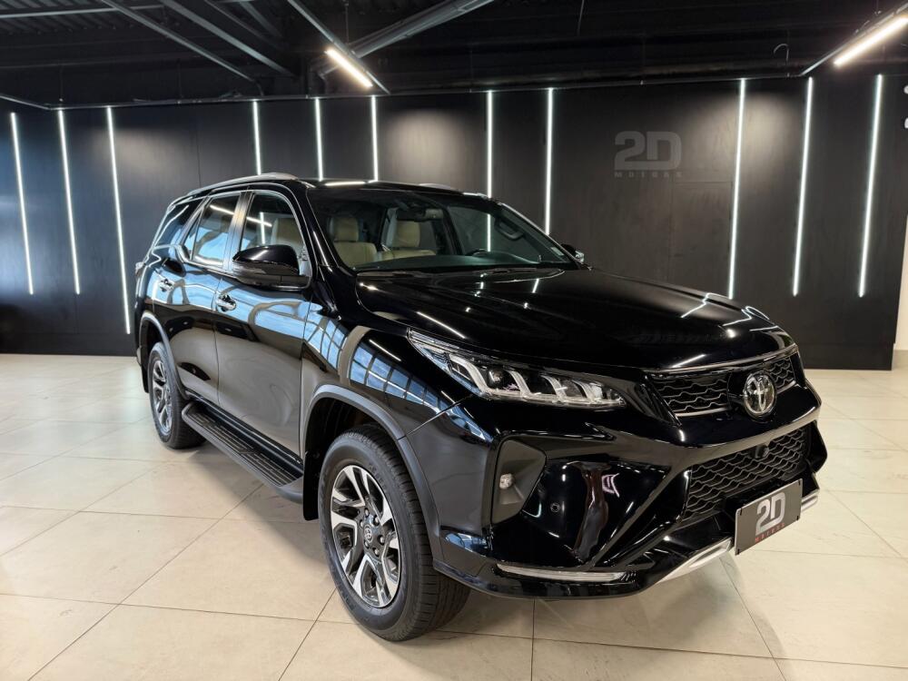 Toyota Hilux SW4