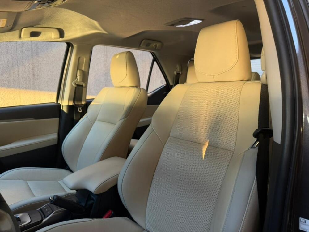 Toyota Hilux SW4