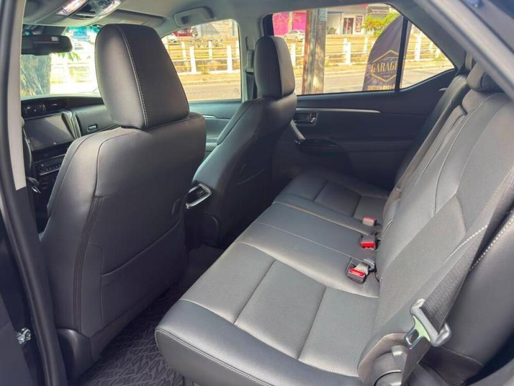 Toyota Hilux SW4