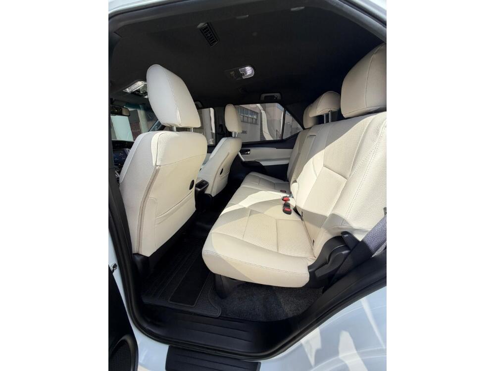 Toyota Hilux SW4