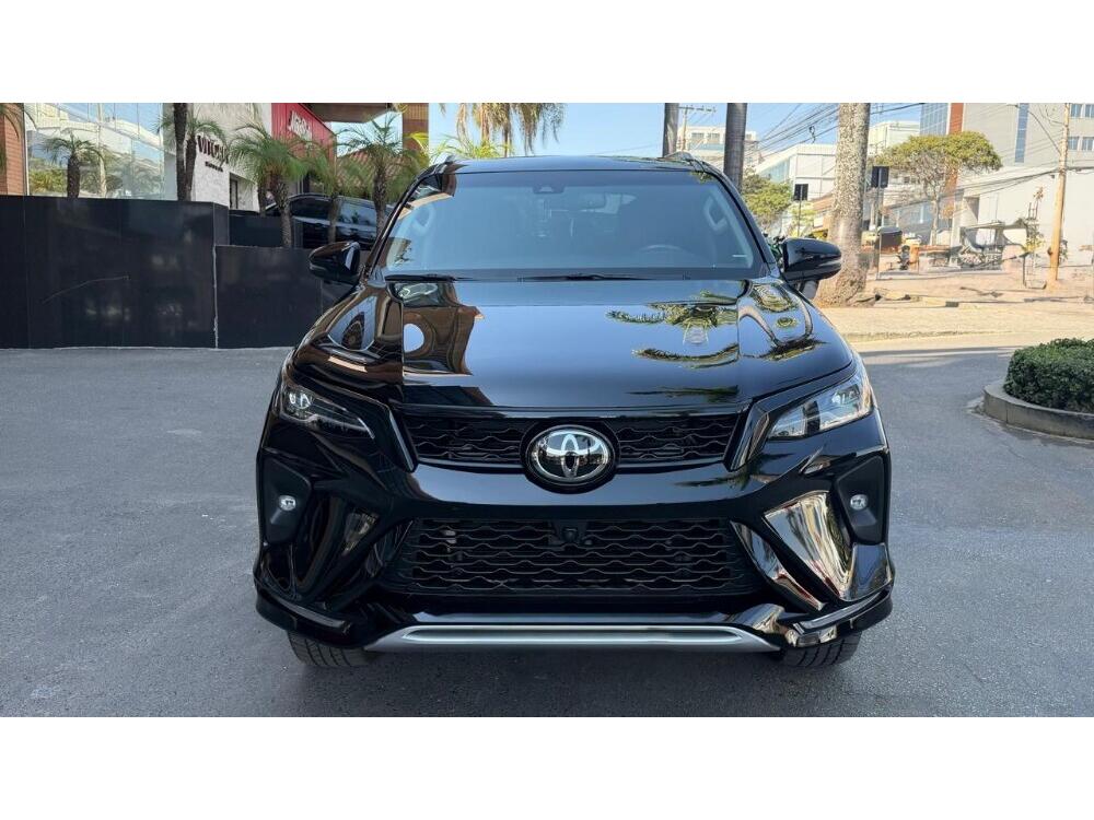 Toyota Hilux Sw4 2.8 16v PLATINUM 2025