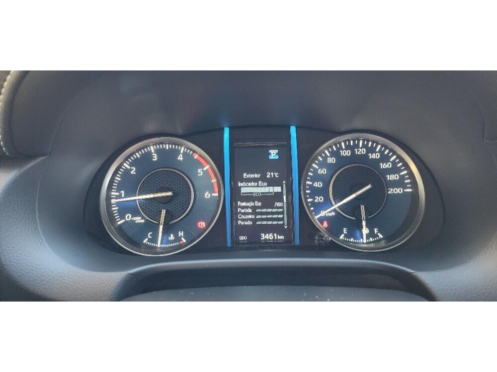 Toyota Hilux SW4
