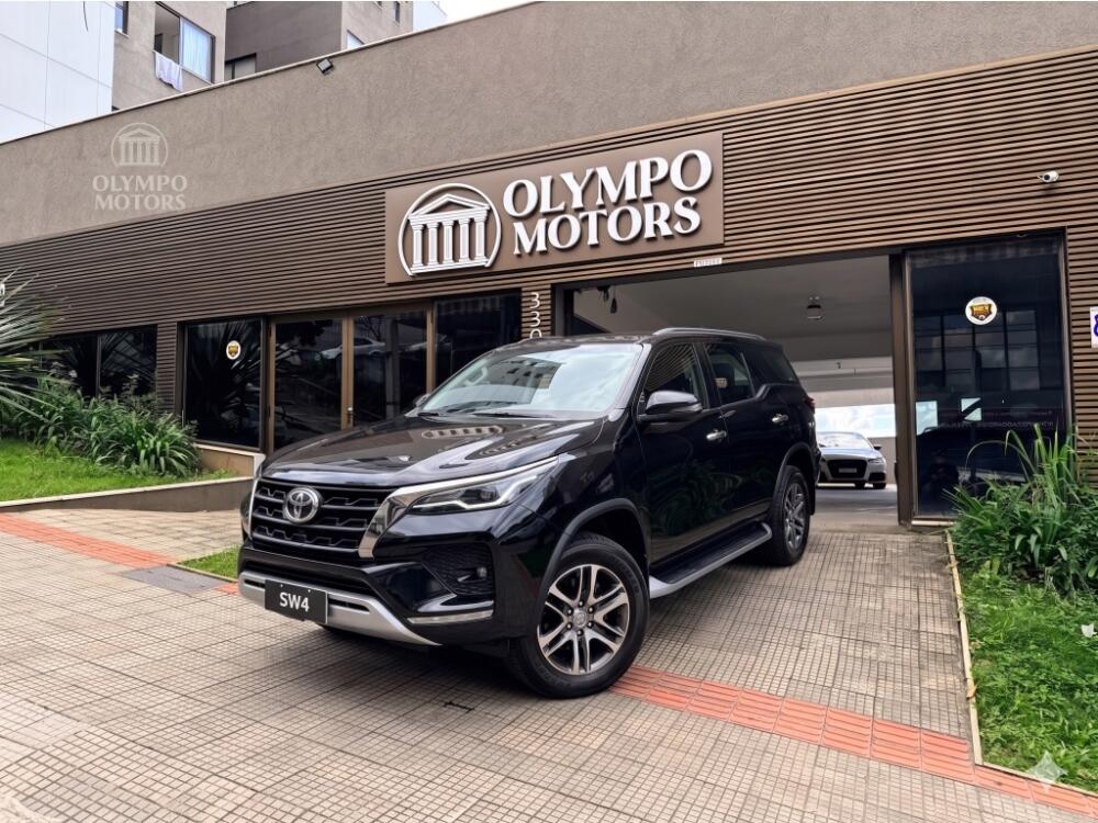 Toyota Hilux SW4