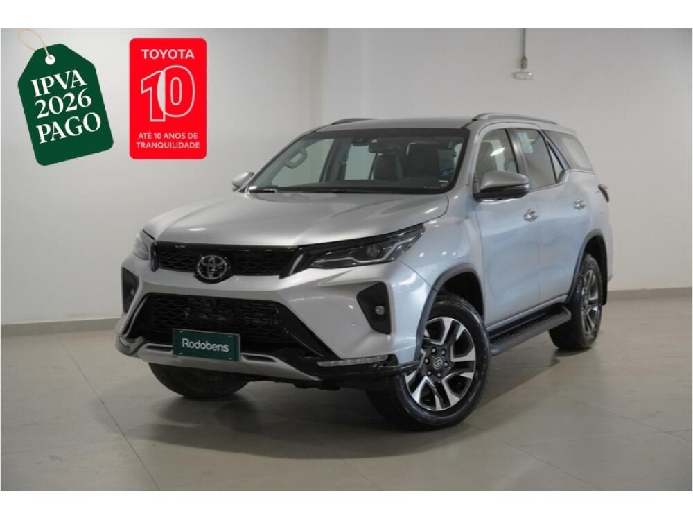 Toyota Hilux SW4