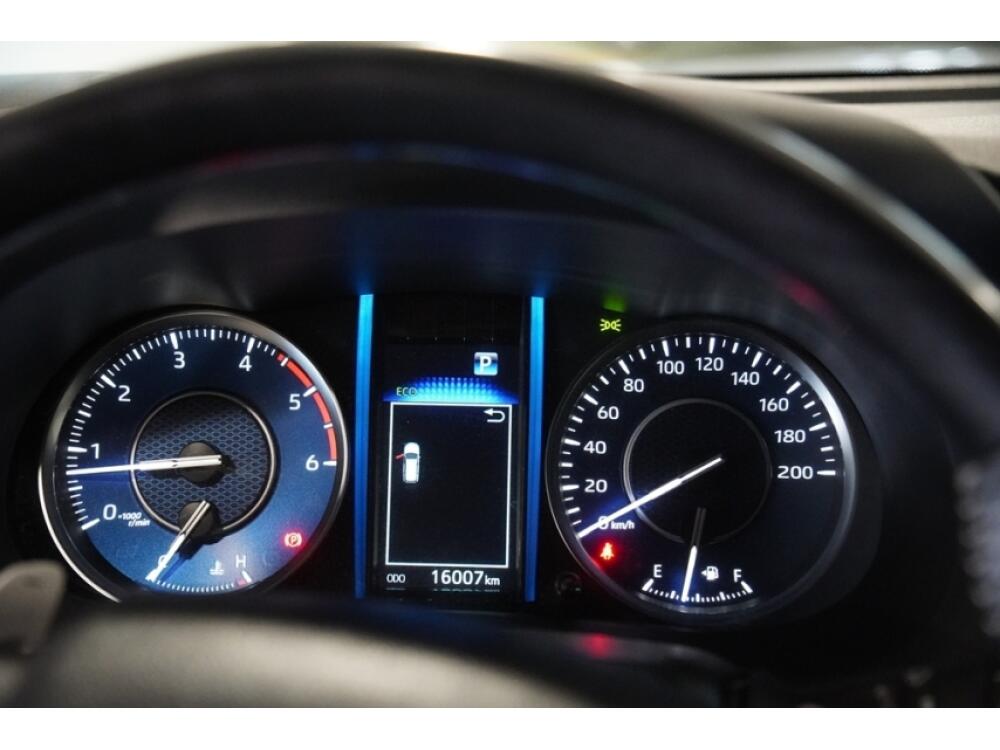 Toyota Hilux SW4