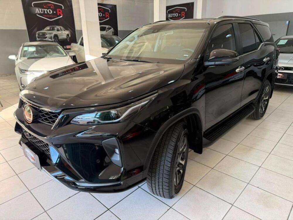 Toyota Hilux SW4