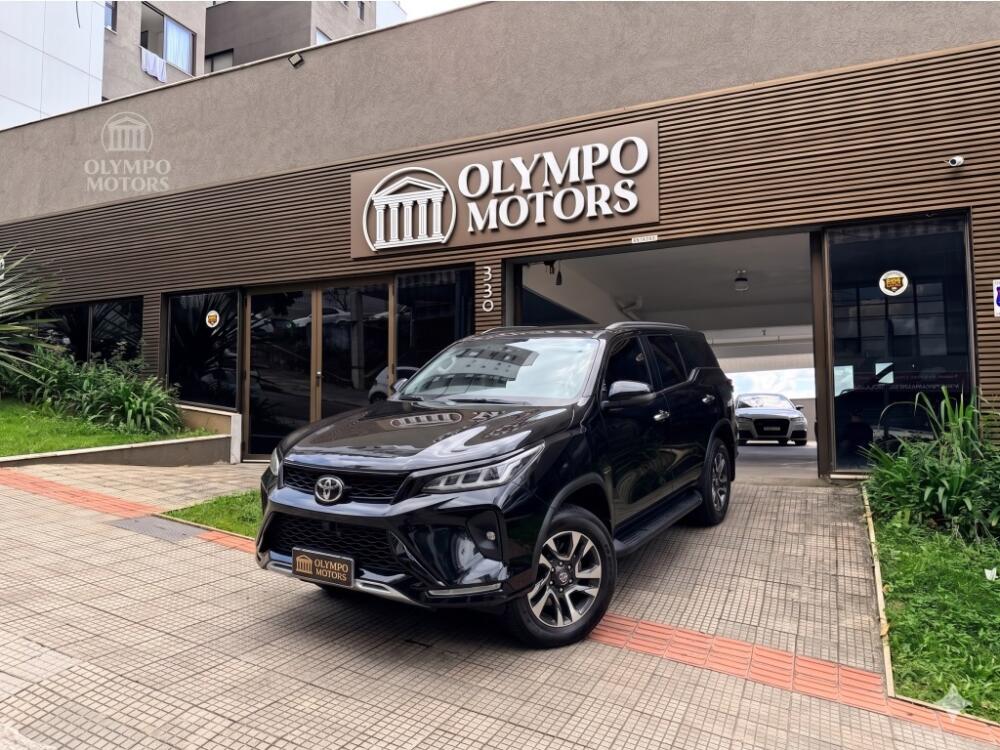 Toyota Hilux SW4