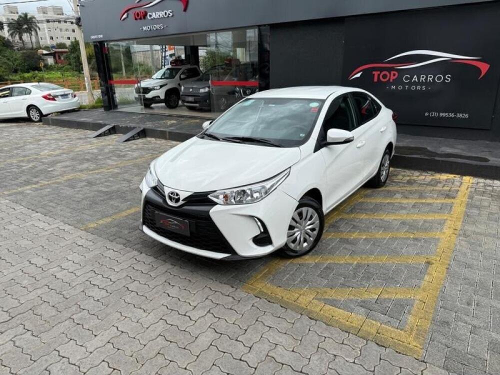 Toyota Yaris Sedan XL LIVE 1.5 16V FLEX 2018