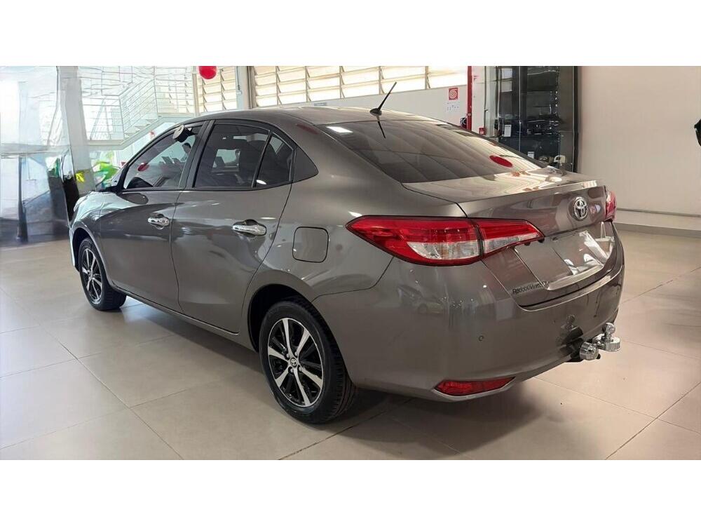 Toyota Yaris Sedan 1.5 16v XLS Automático 2019