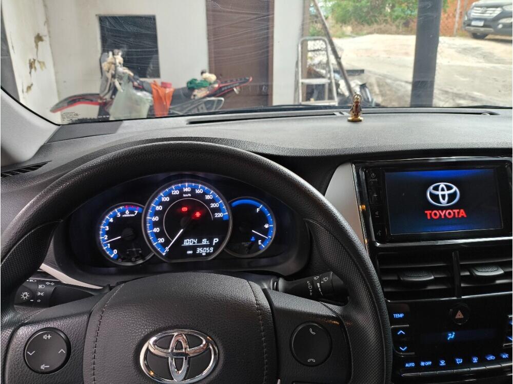 Toyota Yaris Sedan
