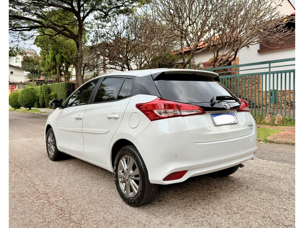 Toyota Yaris Sedan