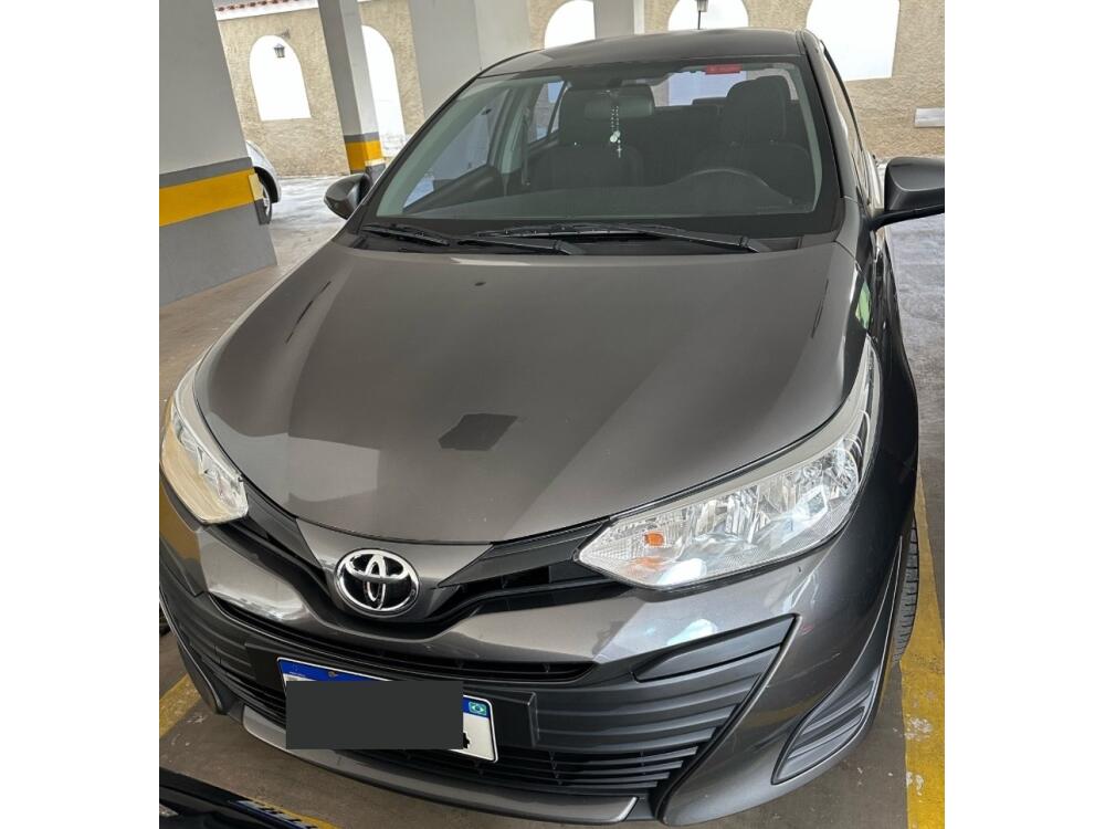 Toyota Yaris Sedan XL 1.5 16V FLEX 2021