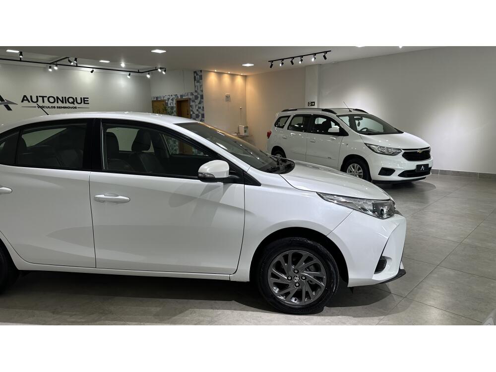 Toyota Yaris Sedan