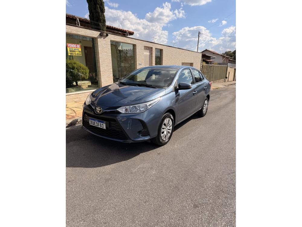 Toyota Yaris Sedan XL 1.5 16V FLEX 2022