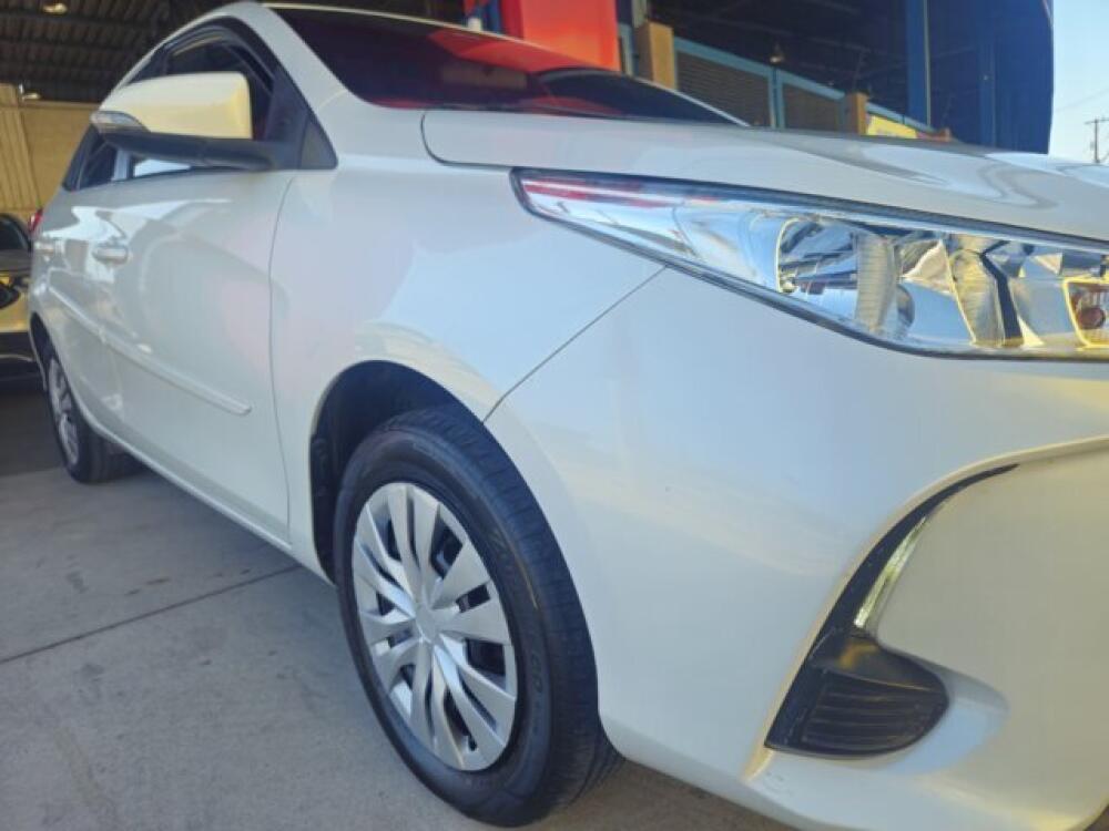 Toyota Yaris Sedan