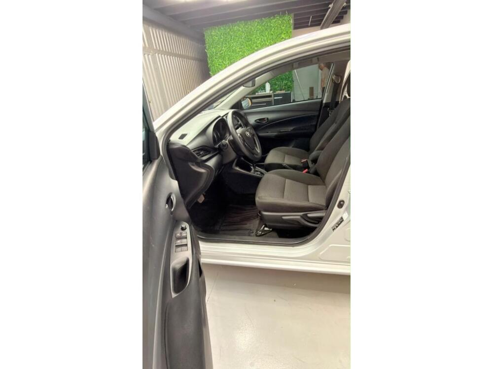 Toyota Yaris Sedan