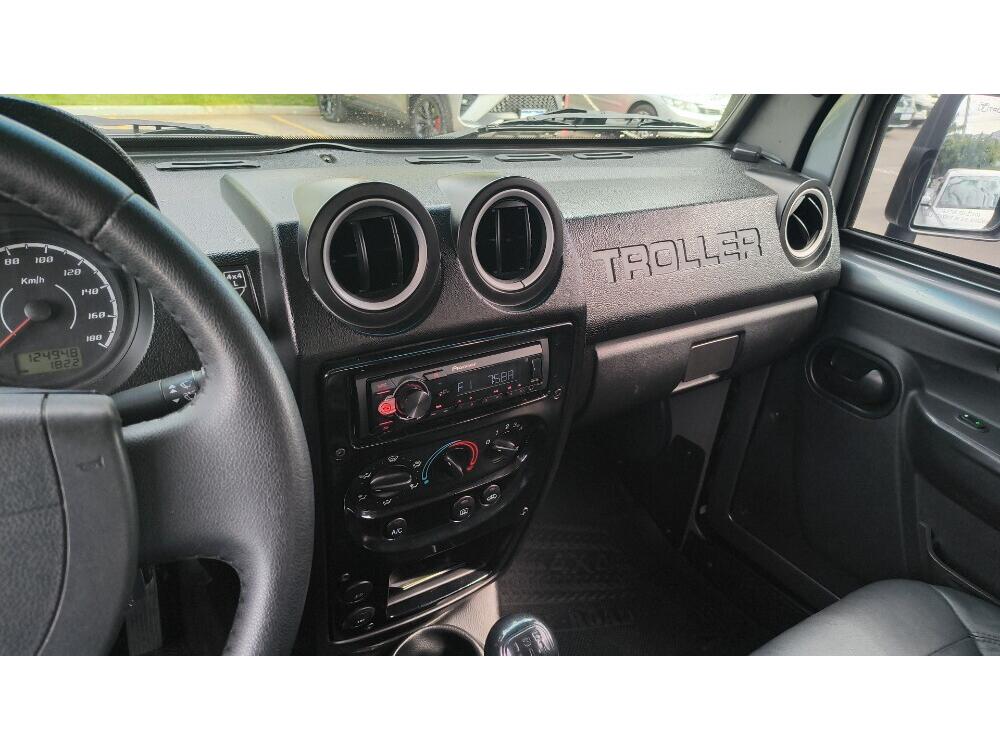 Troller T4