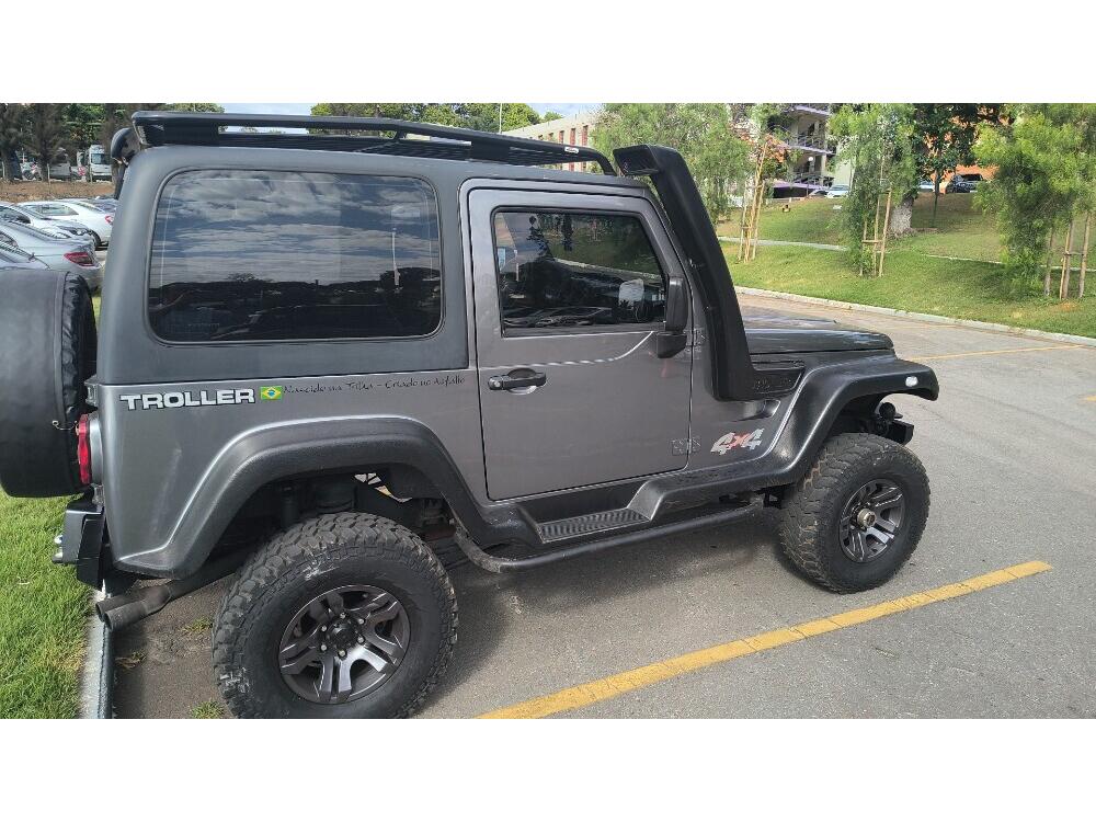 Troller T4