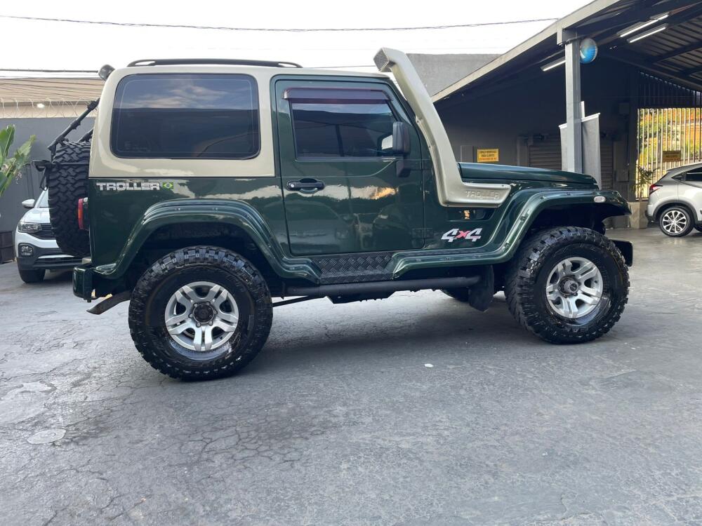 Troller T4